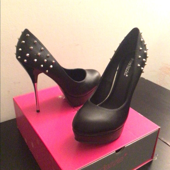 ShoeDazzle - Rhea - Picture 7 of 11